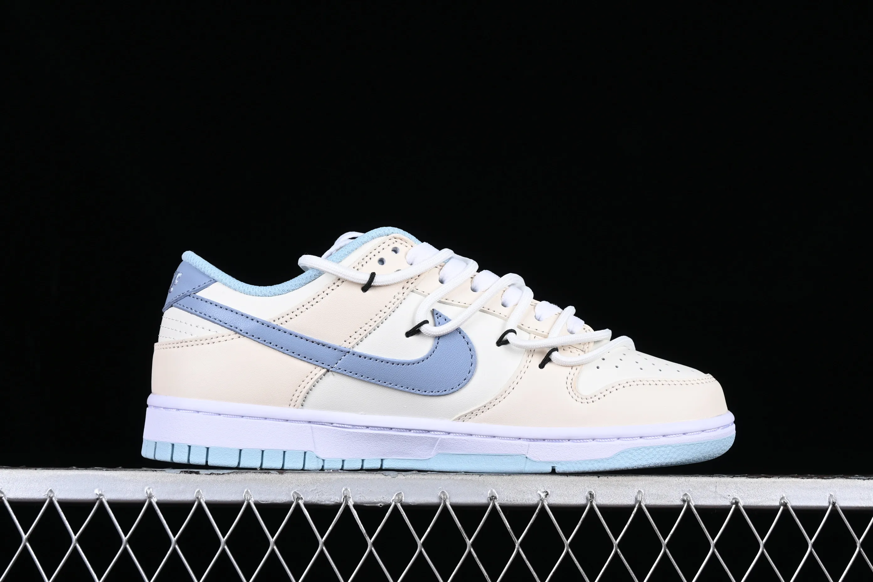 All Categories Nk SB Dunk Series Nk SB Dunk Low Low-top Sneakers Z Version Nk Dunk Low Summer Feeling Sea Salt Milk Ice Customized Deconstructed Strap Casual Sneakers DD1503-123